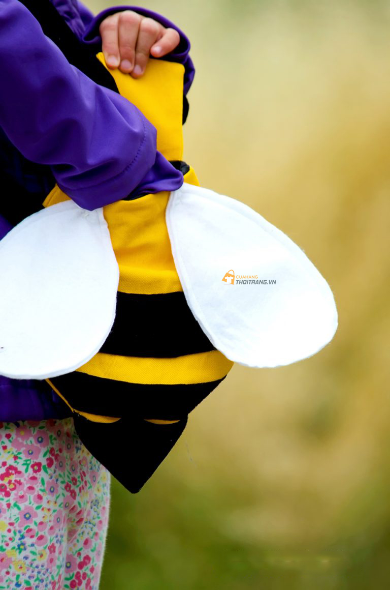 Hướng dẫn các bước may túi đeo chéo hình con ong